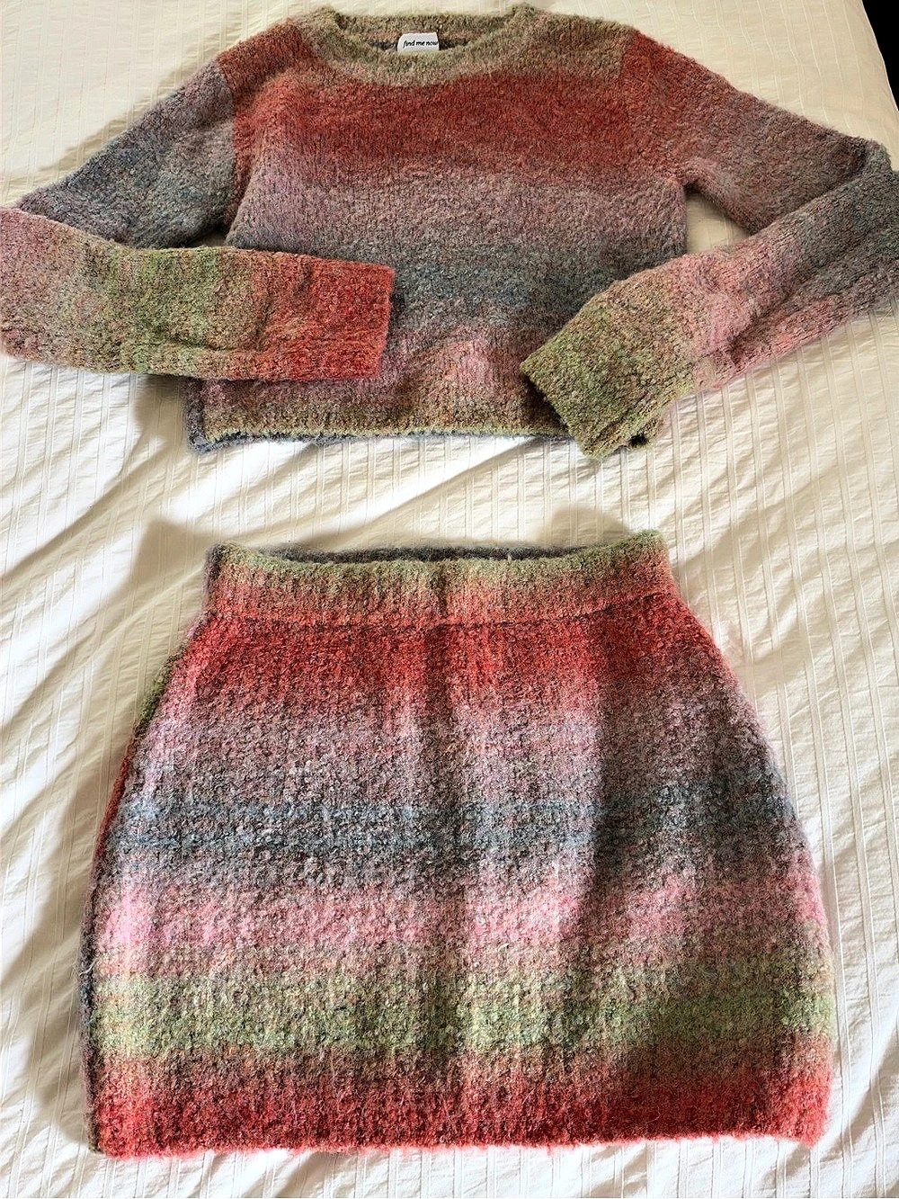 Find Me Now Women's Knit Sweater Skirt Set in pixie dust